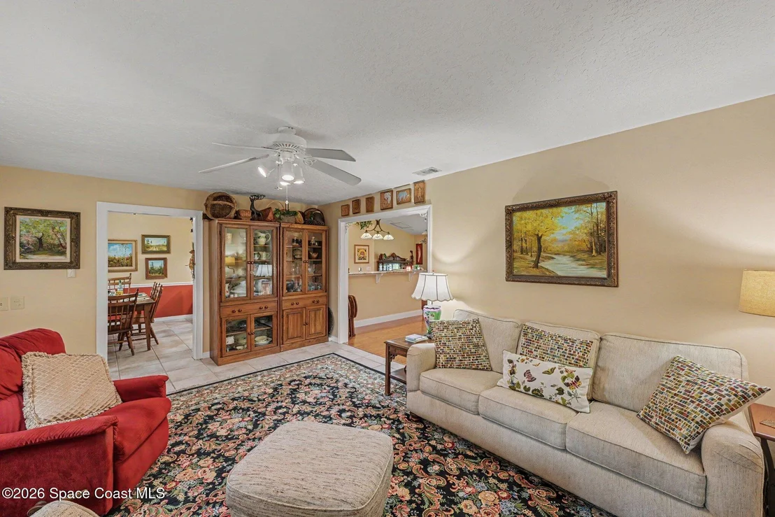 Photo of 1810 Whispering Oaks Circle
