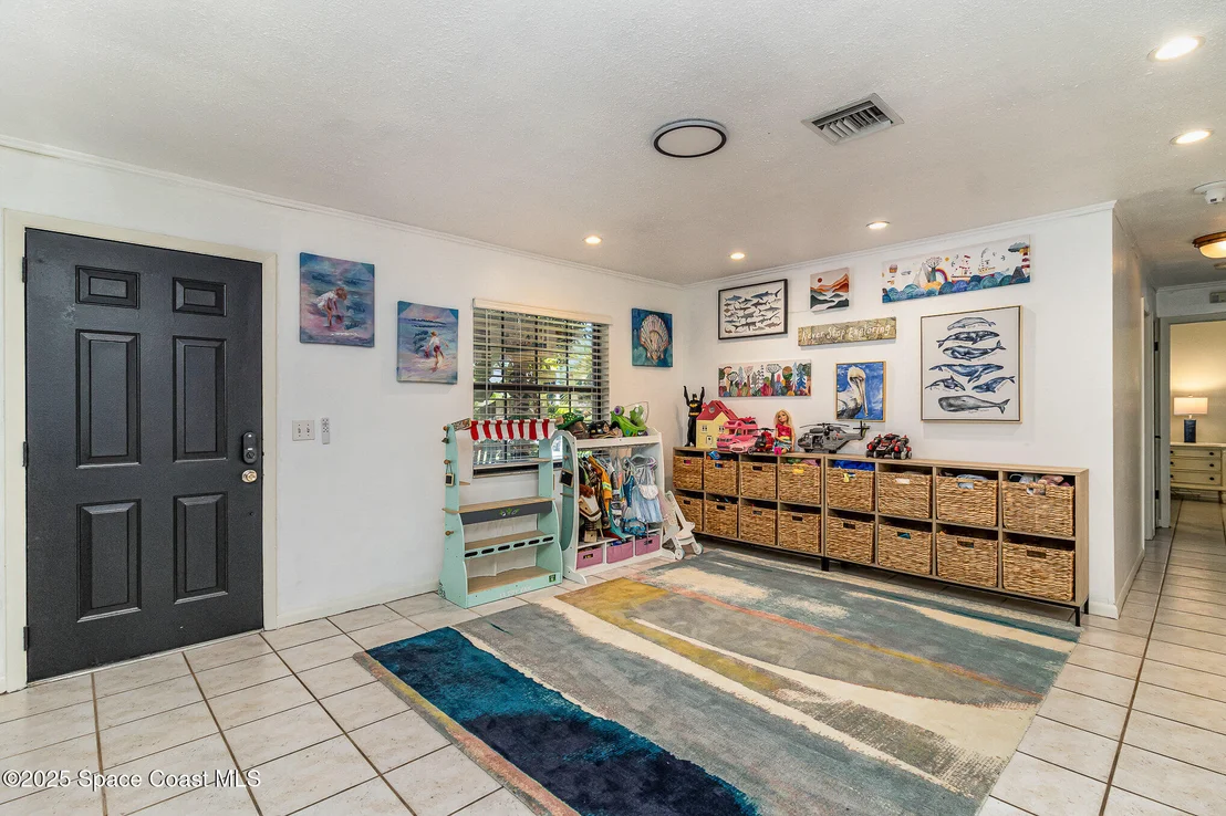 Photo of 2101 Lance Boulevard
