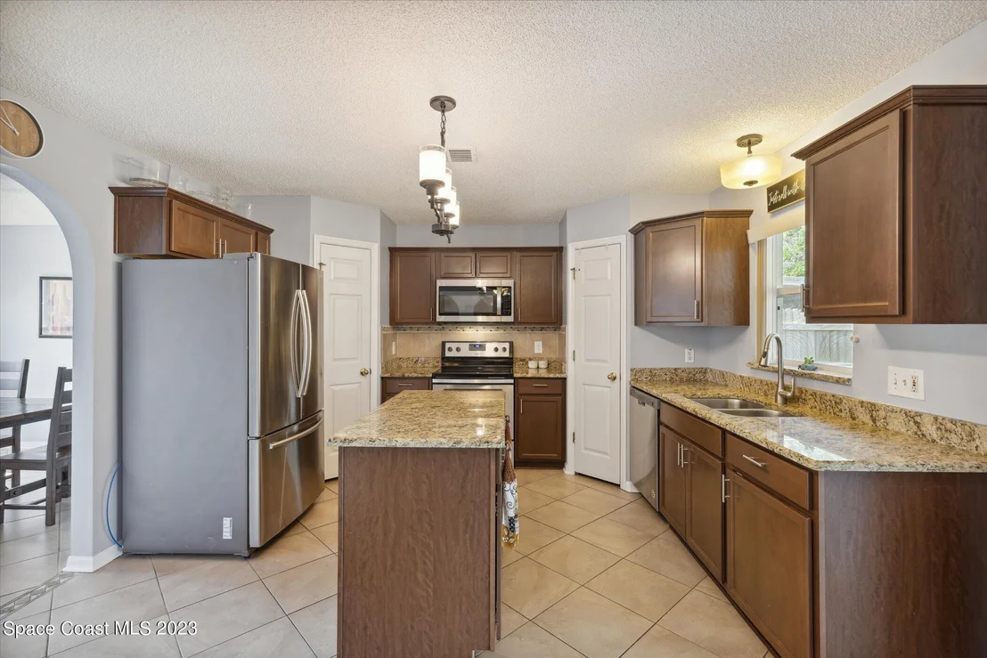 Photo of 2120 Myla Lane