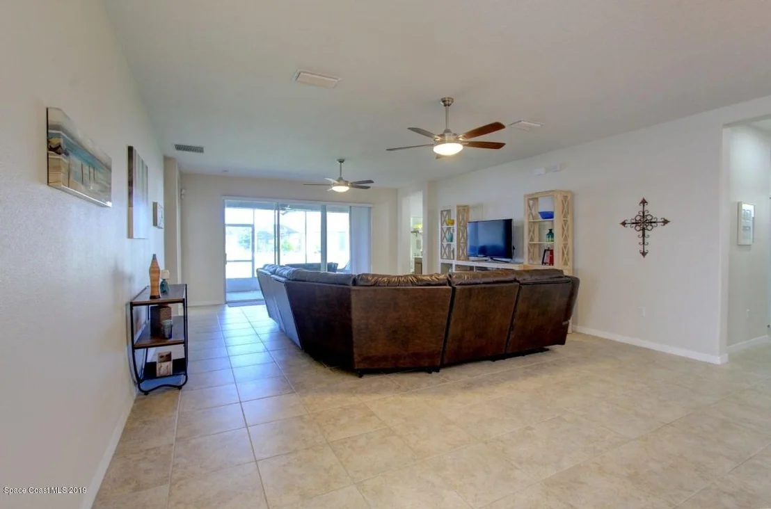 Photo of 1781 Bridgeport Circle