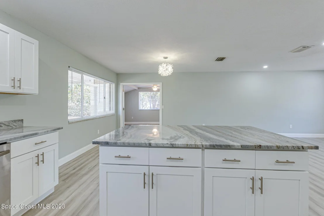 Photo of 1198 Galty Circle NE