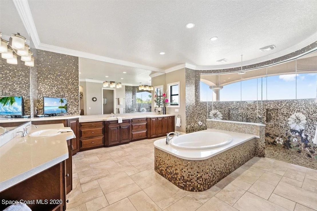 Photo of 924 Derby Lane