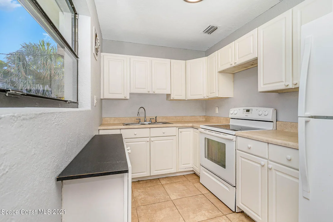 Photo of 1208 Myrtle Lane