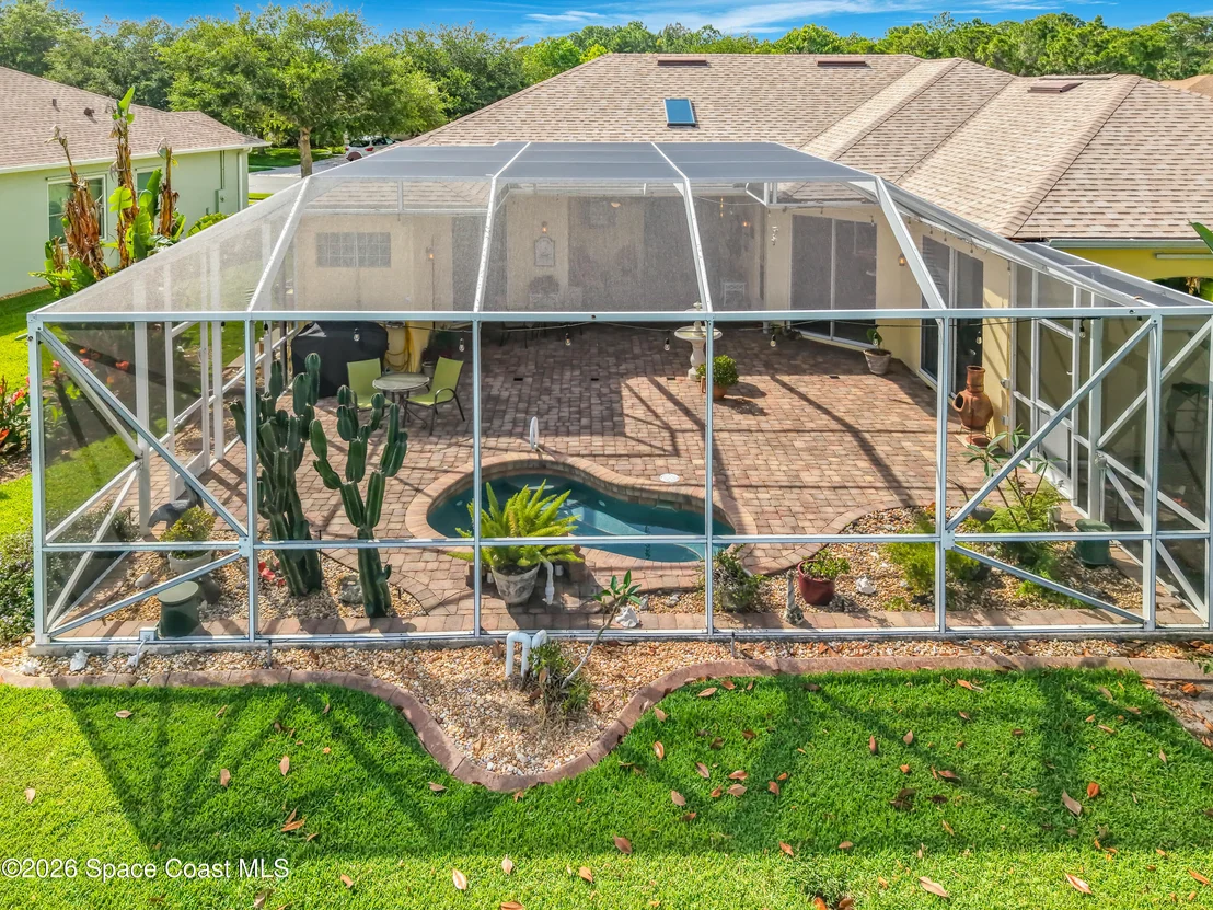 Photo of 1670 Whitman Drive