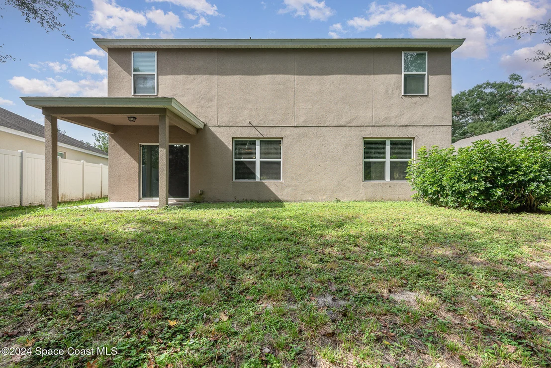 Photo of 2675 Falcon Lane