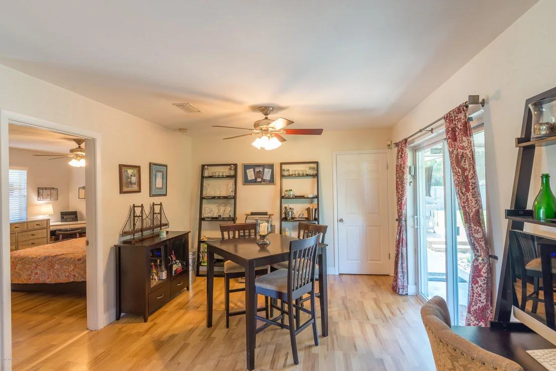 Photo of 385 Pine Boulevard