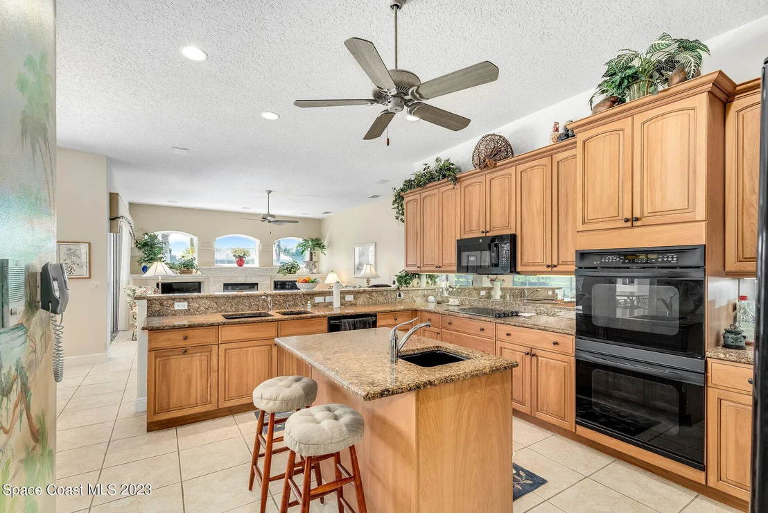 Photo of 1061 Stratford Place