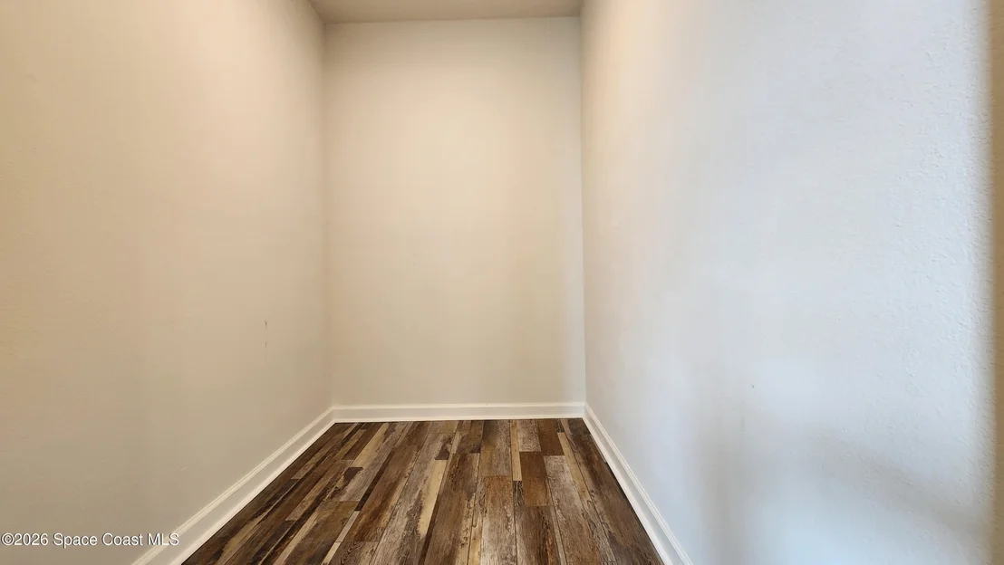 Photo of 1061 Peta Way