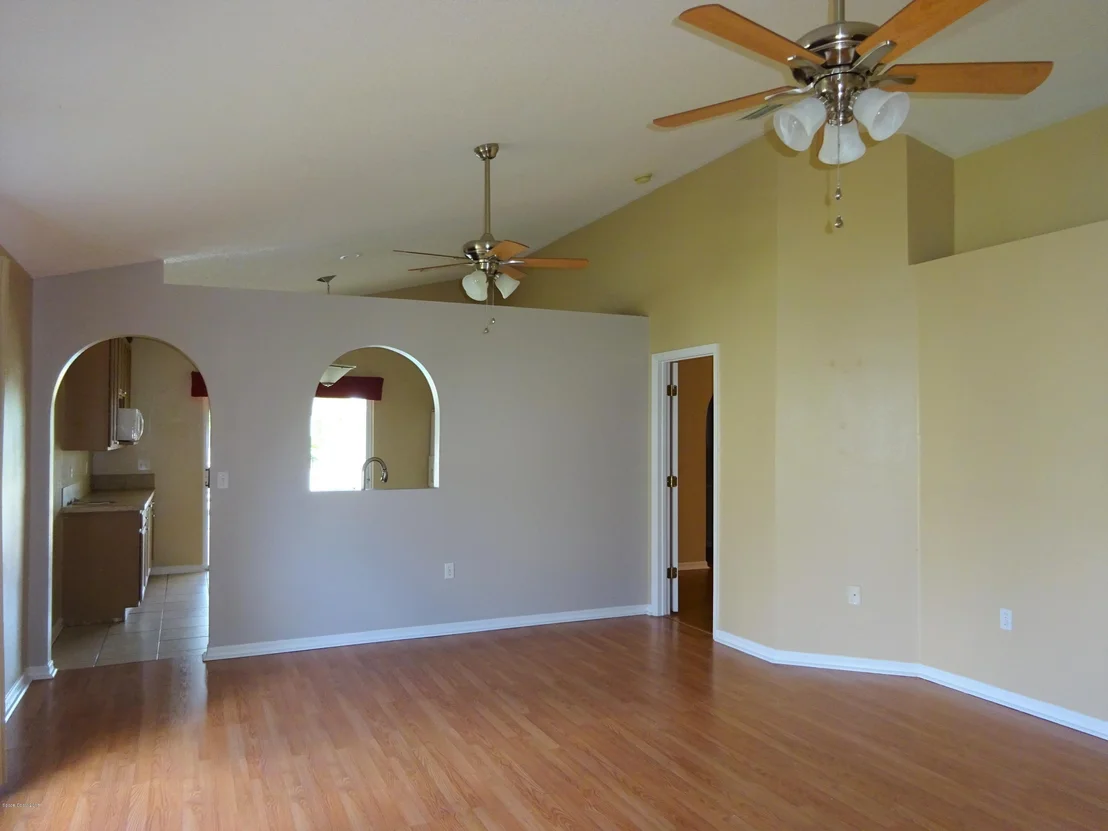 Photo of 2856 Maderia Circle