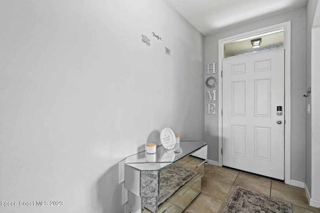 Photo of 215 Sorrento Drive