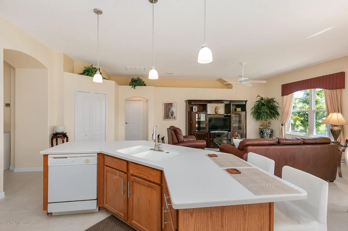 Photo of 4628 Alamanda Drive