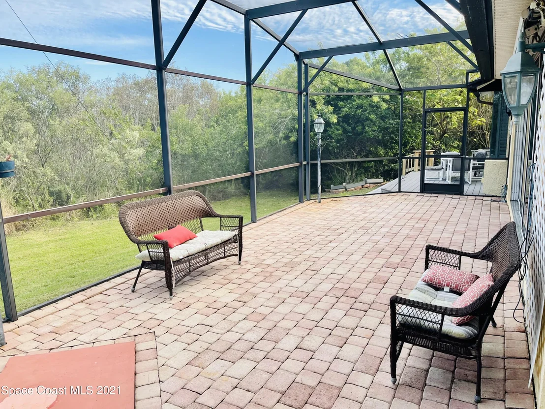 Photo of 960 Wildwood Drive