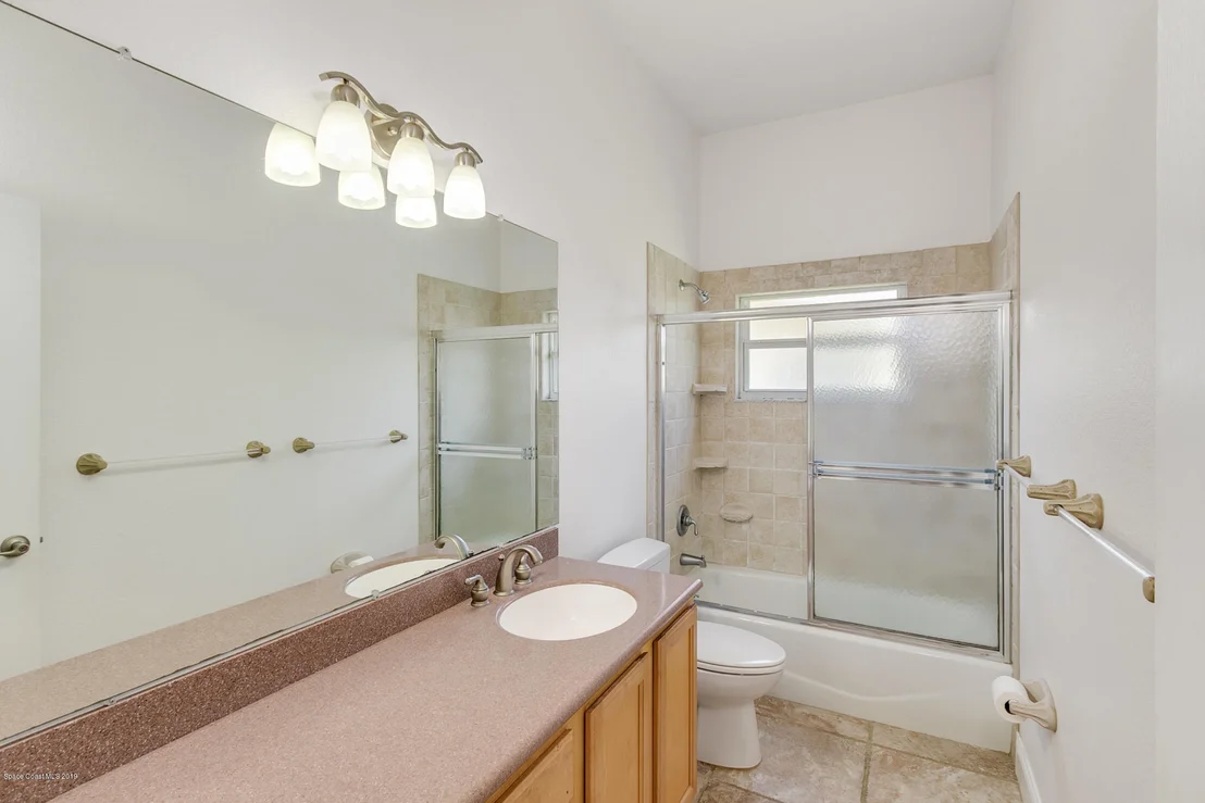 Photo of 52 Riverview Lane