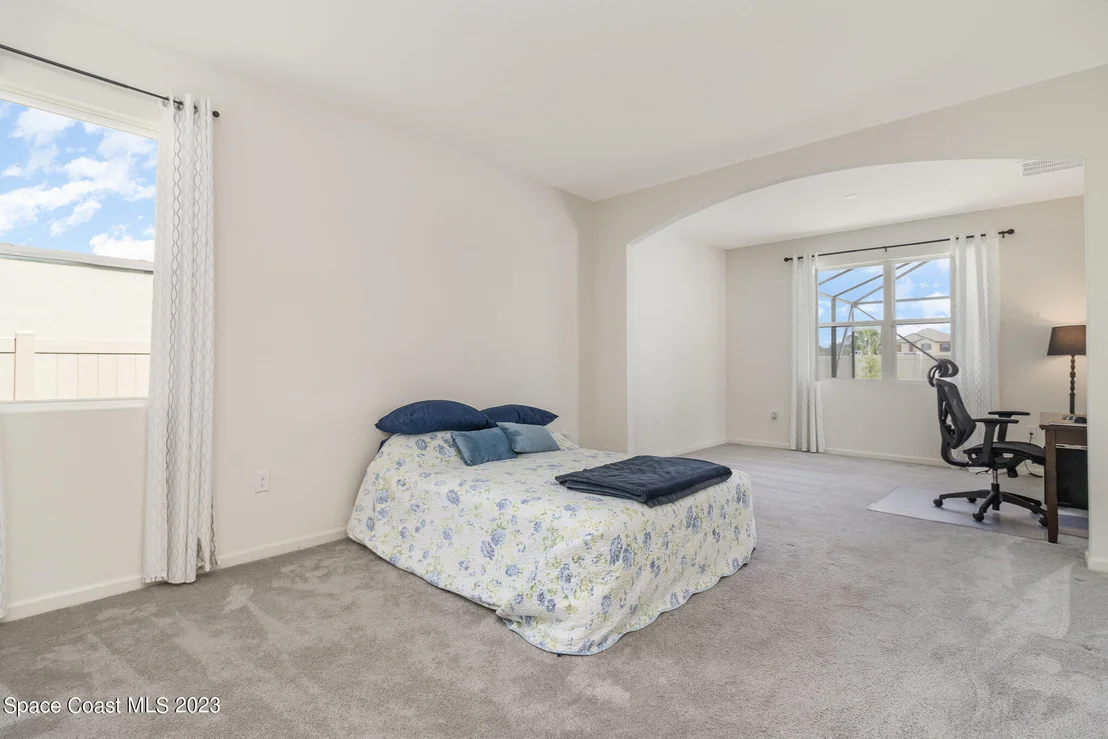 Photo of 4088 Alligator Flag Circle
