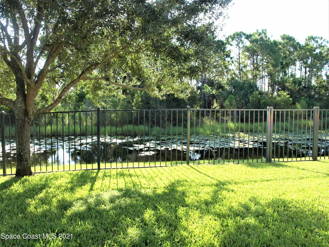 Photo of 1687 Attilburgh Boulevard
