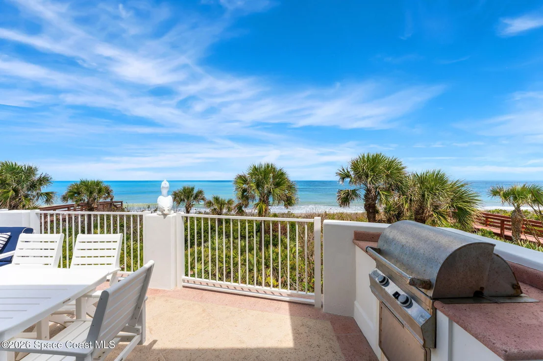 Photo of 680 Ocean Road