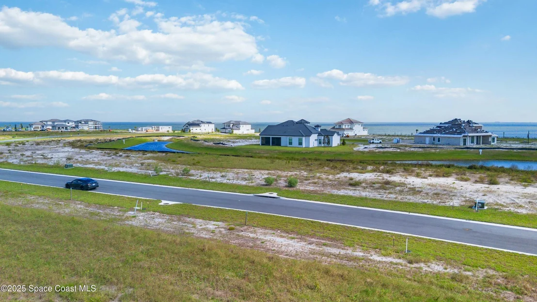 Photo of 6193 Solstice Drive
