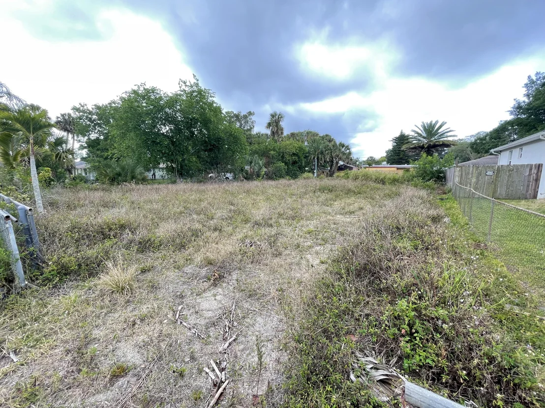 Photo of 2531 Date Drive