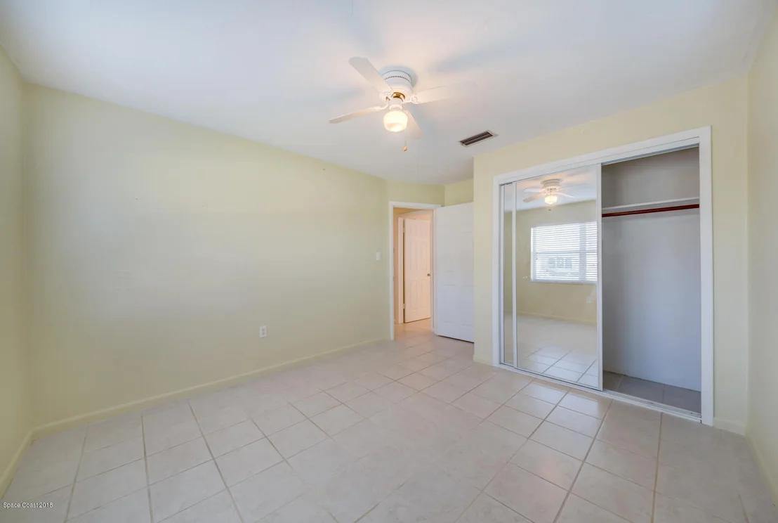 Photo of 433 Cardinal Drive