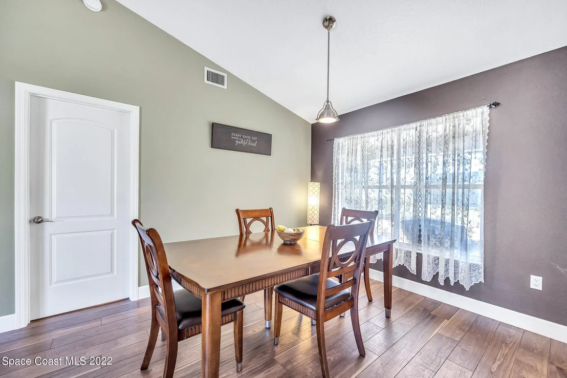 Photo of 905 Pine Baugh Street