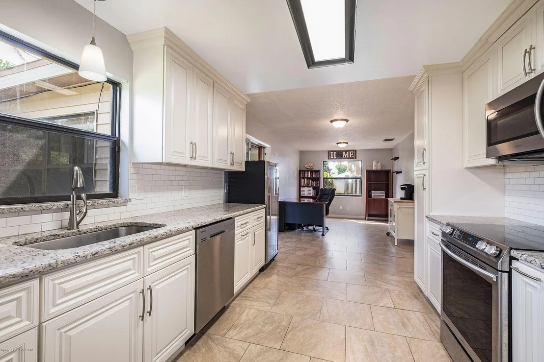 Photo of 1691 Fenway Circle