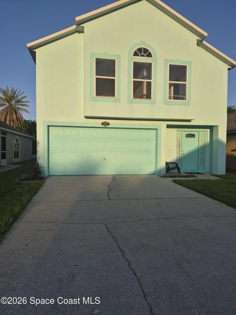 Photo of 2169 Redwood Circle NE