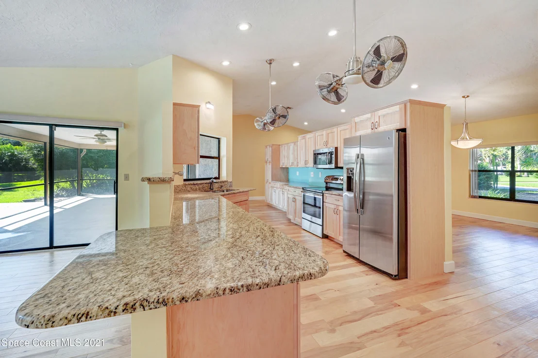 Photo of 255 River Road Circle