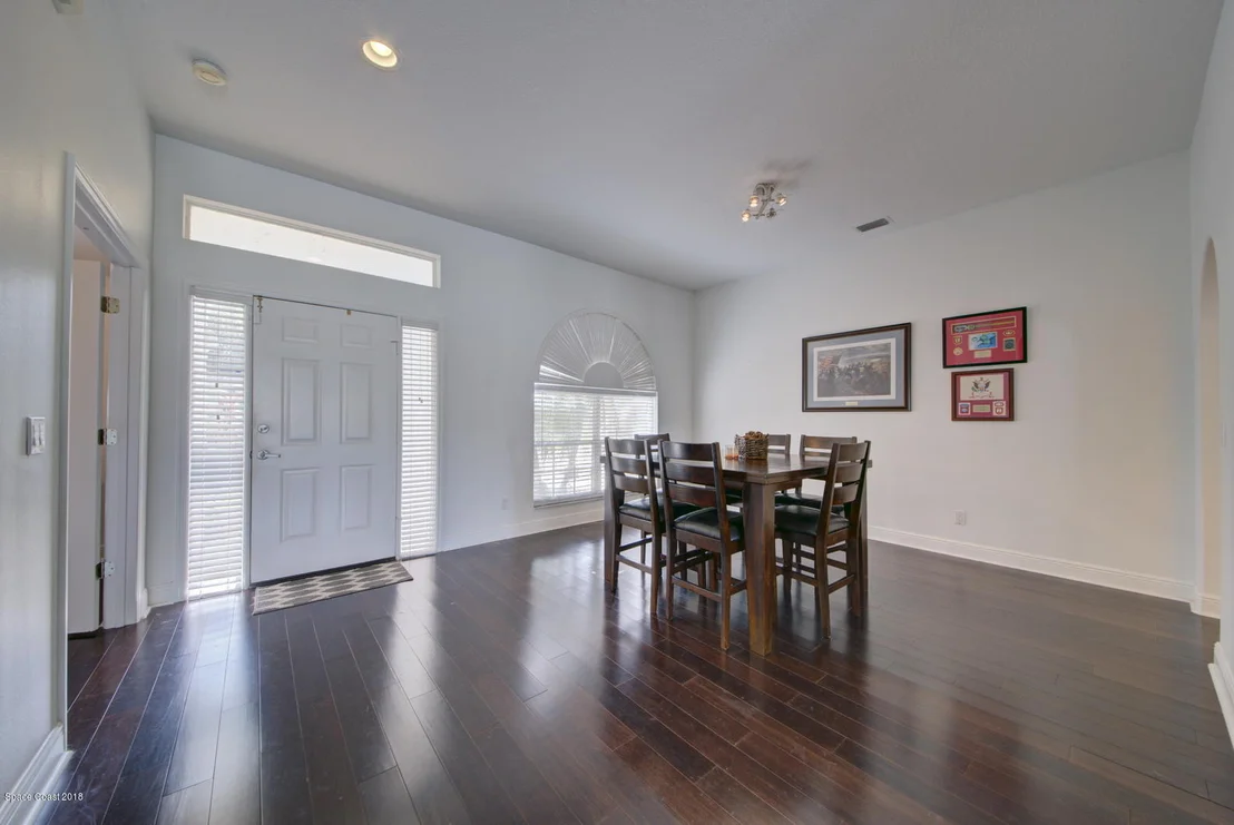 Photo of 3360 Meadowridge Drive