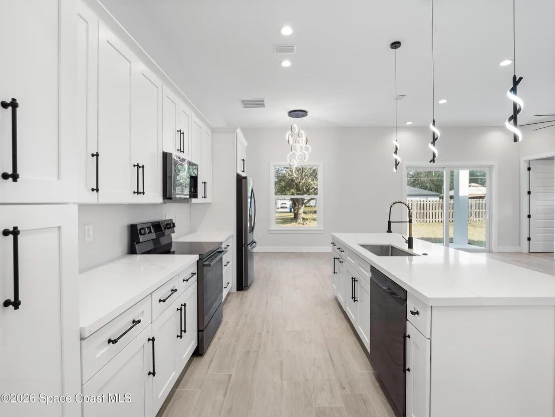 Photo of 2725 Fields Avenue SE