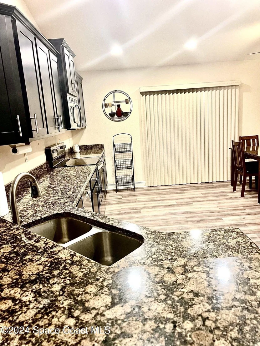 Photo of 596 Mason