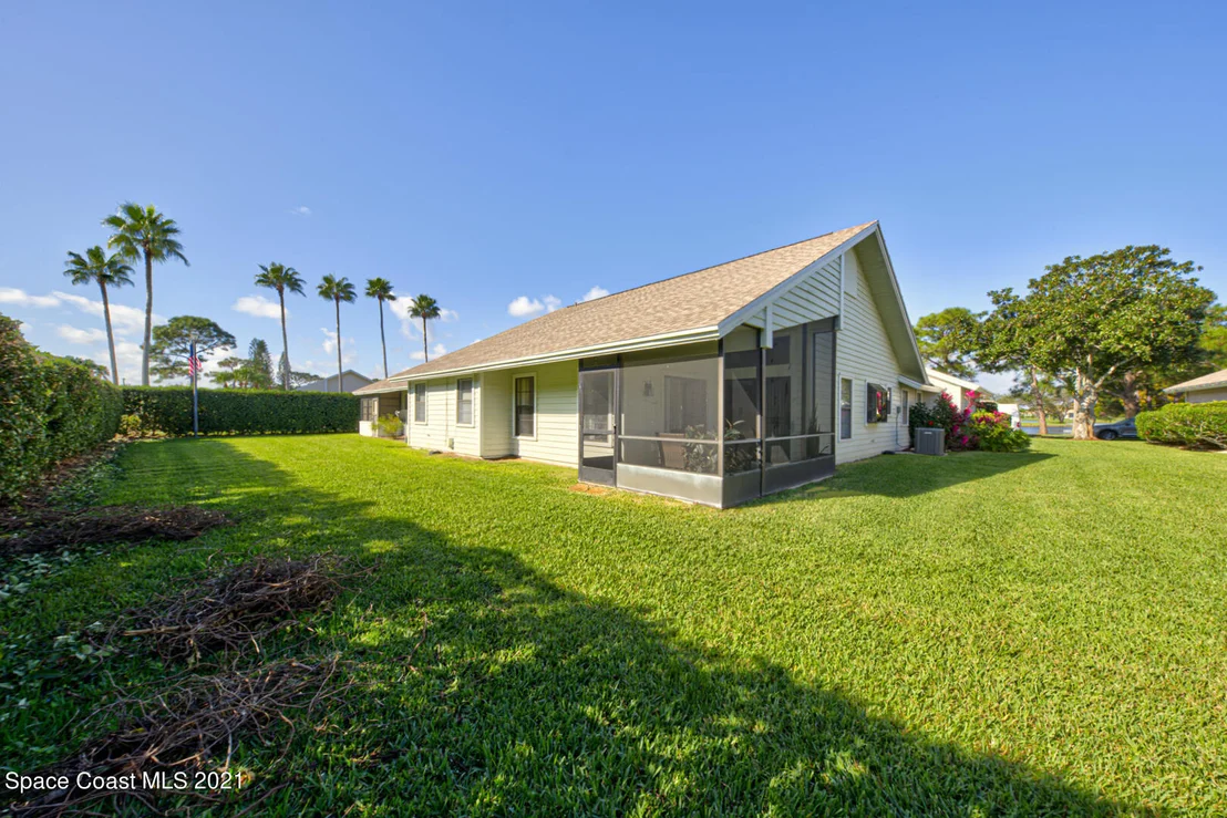 Photo of 873 Ridge Lake Drive