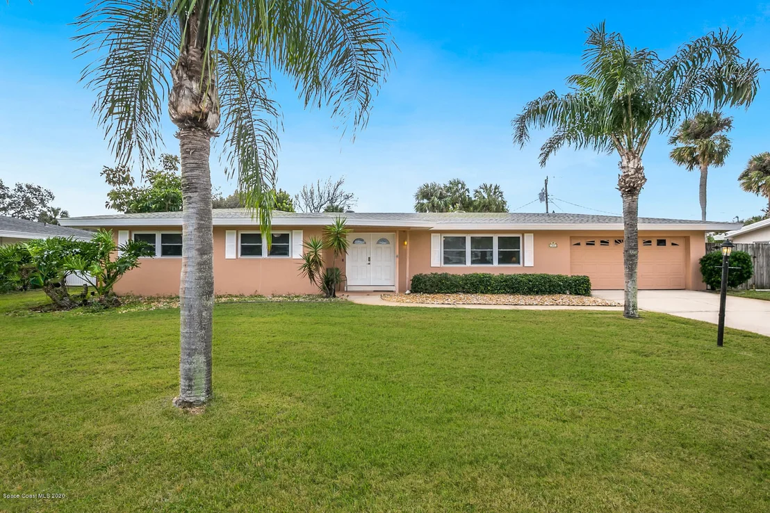Photo of 565 Seabreeze Drive