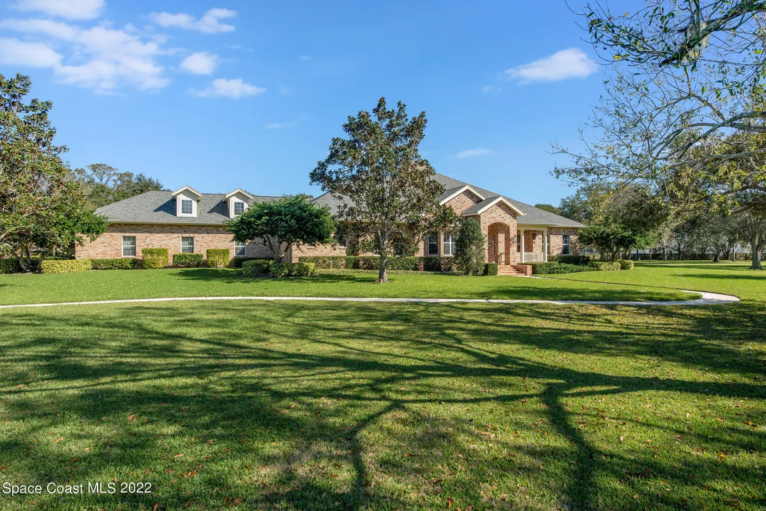 Photo of 3685 Oak Lane