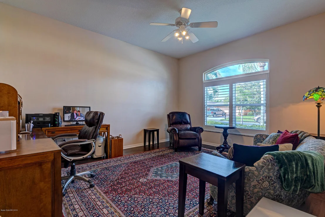 Photo of 1911 Thesy Drive