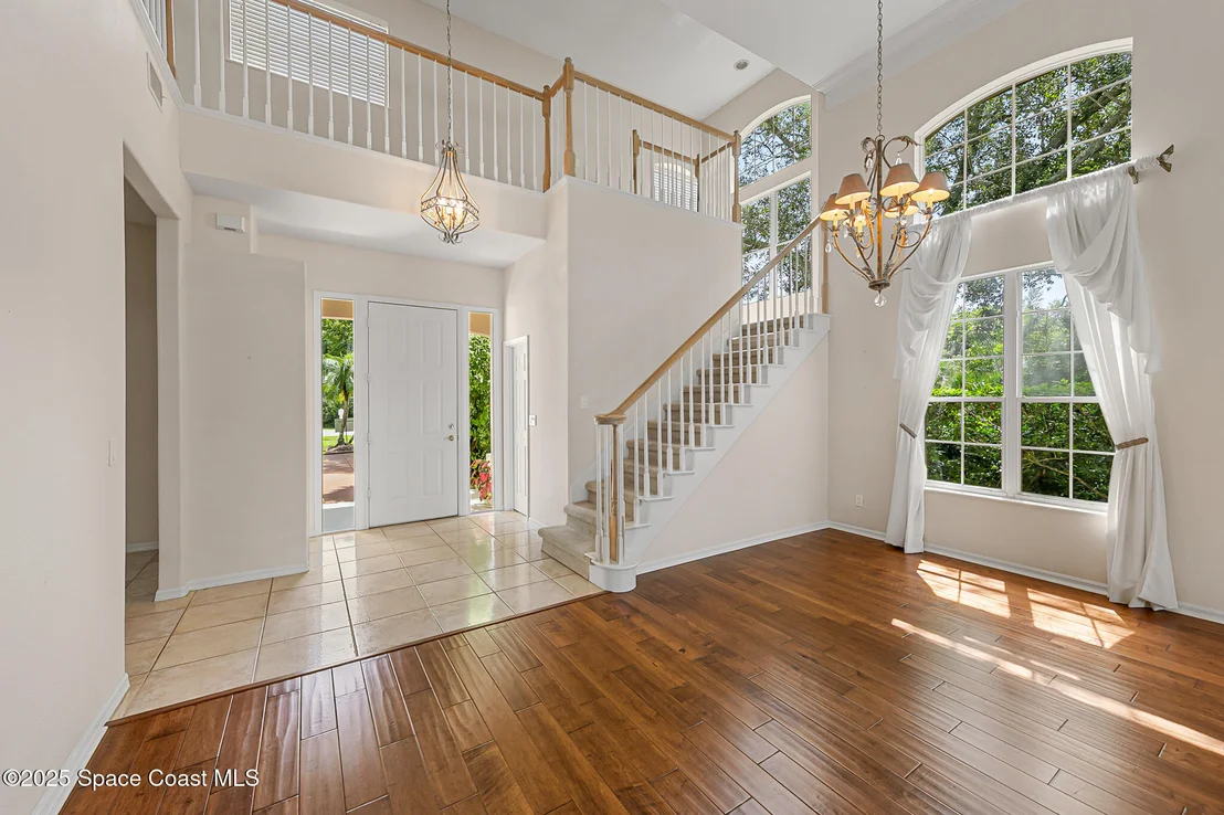 Photo of 853 Suntree Woods Drive