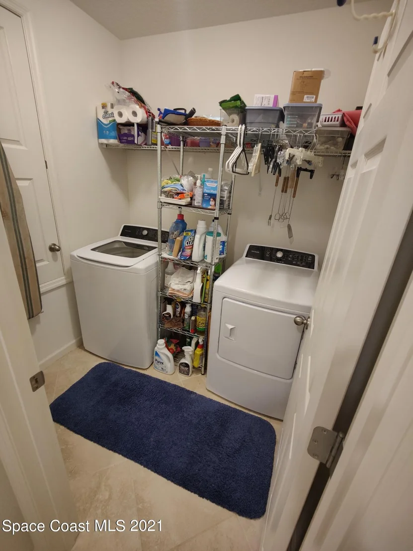 Photo of 571 Trymore Drive SE