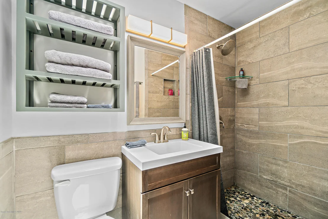 Photo of 446 Nautilus Drive