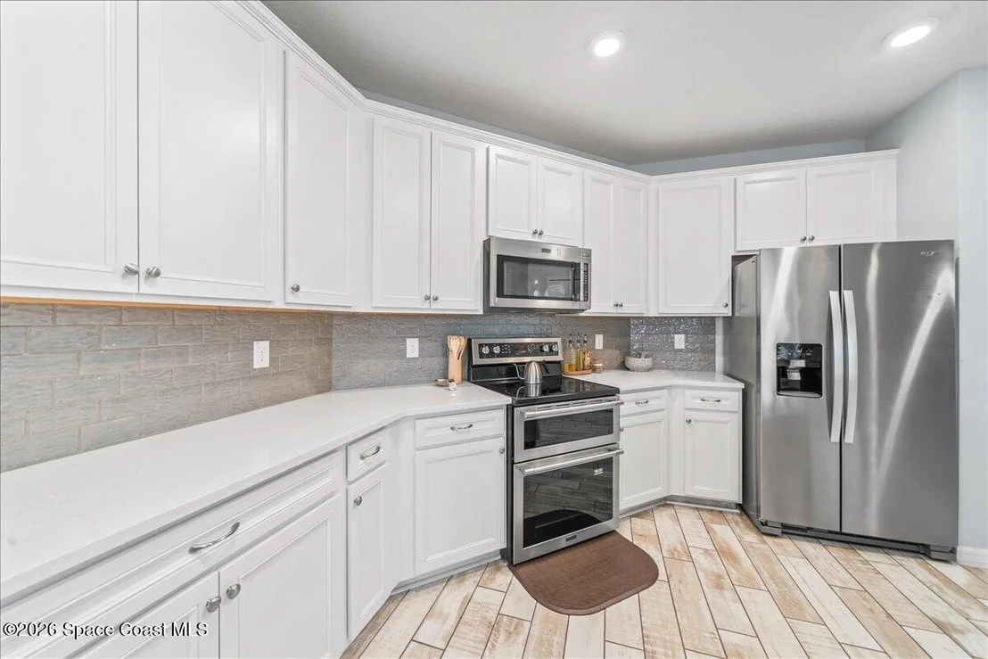 Photo of 800 Lyons Circle NW