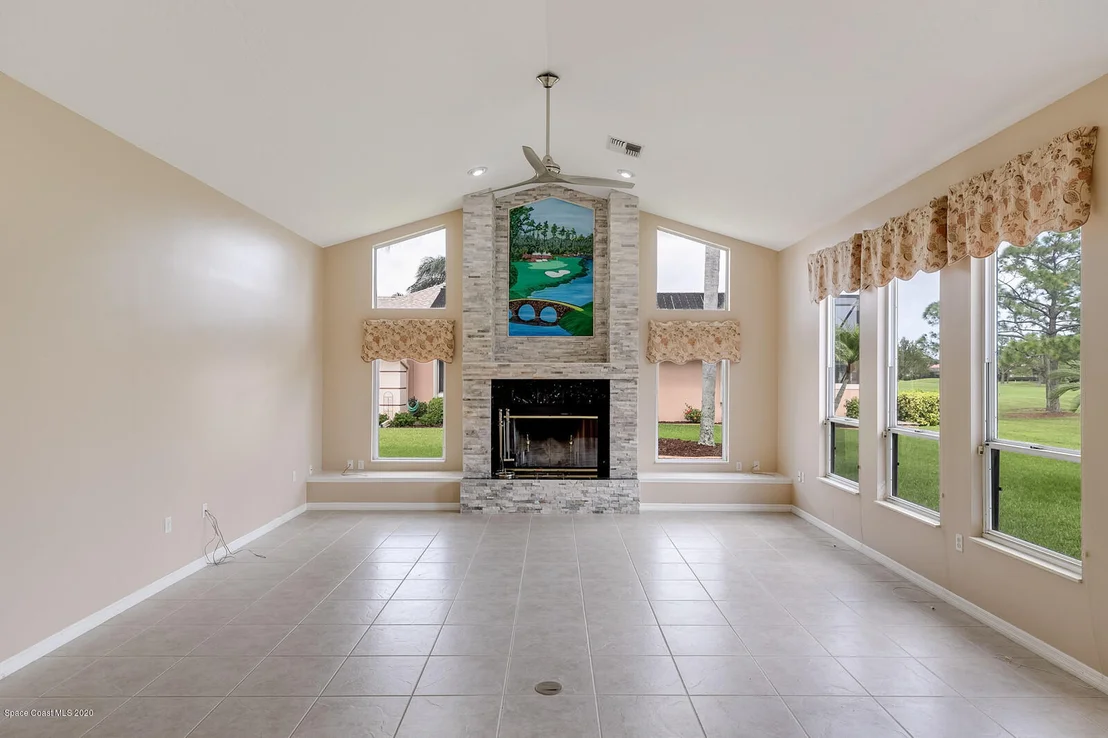 Photo of 689 Spring Lake Drive