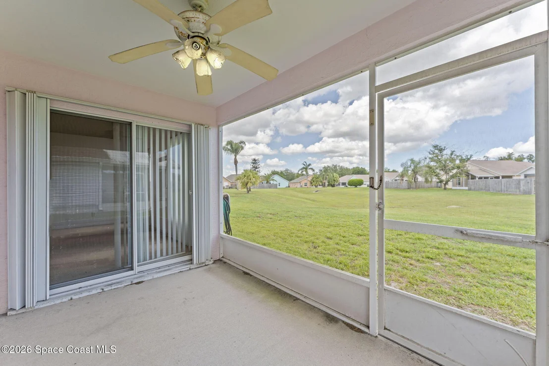 Photo of 1021 Pine Creek Circle NE