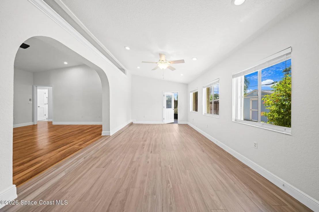Photo of 309 Amherst Avenue