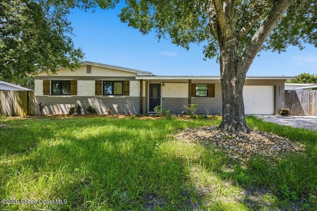 Photo of 2511 Stanford Drive N