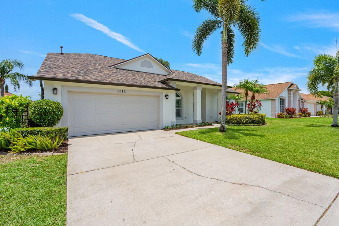 Photo of 1014 Pelican Lane