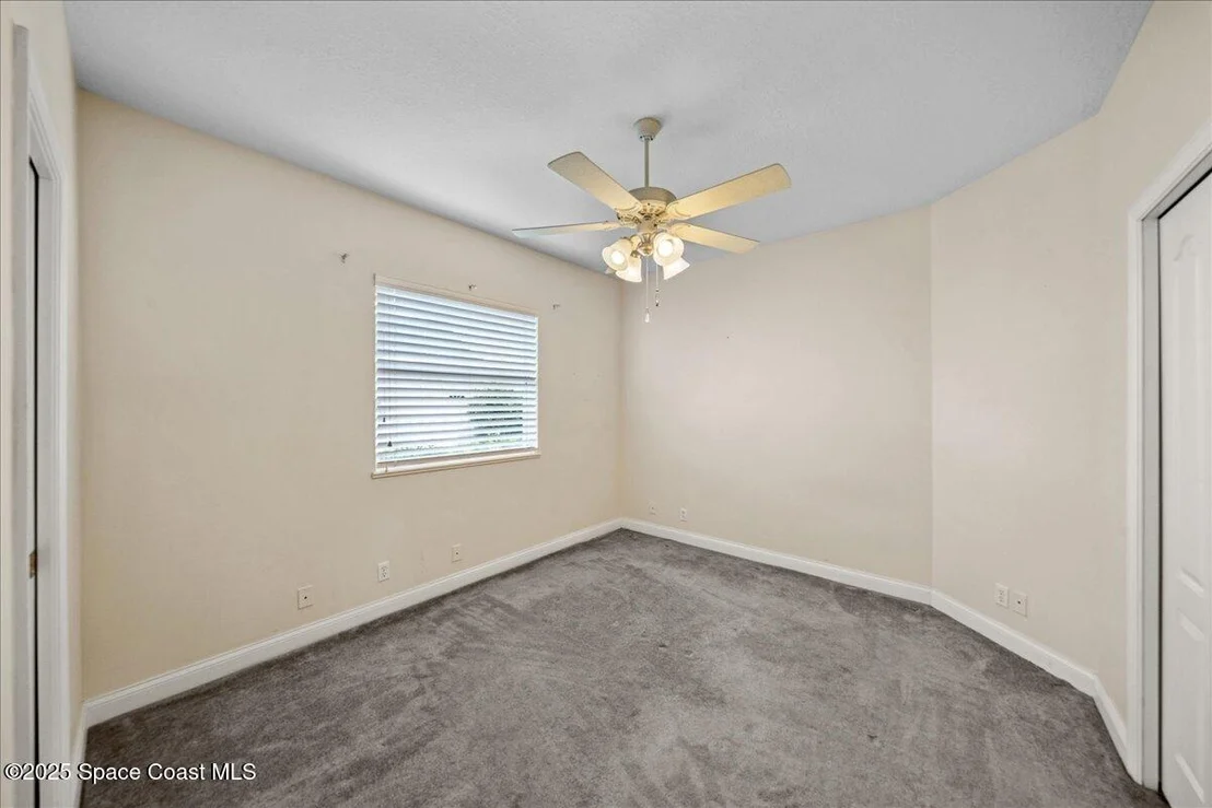 Photo of 827 Thrasher Drive