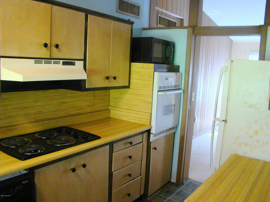 Photo of 5730 Crane Road