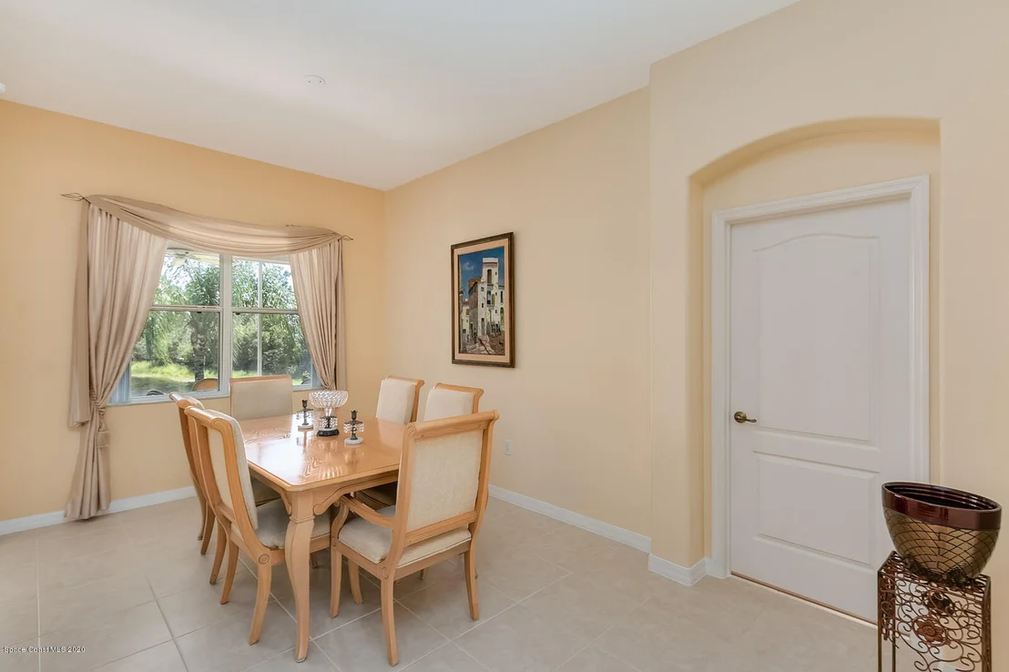 Photo of 4628 Alamanda Drive