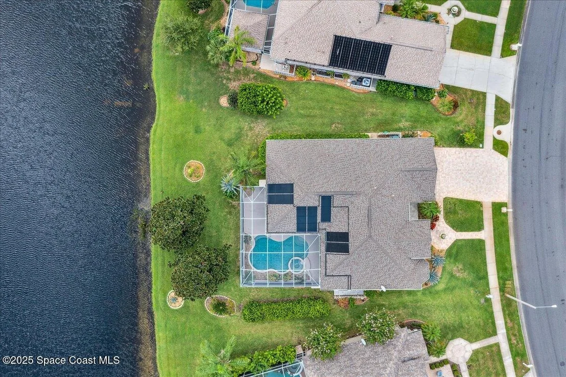 Photo of 827 Thrasher Drive