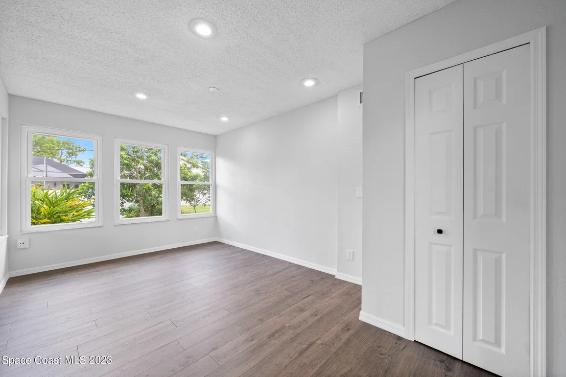 Photo of 817 Seven Gables Circle SE