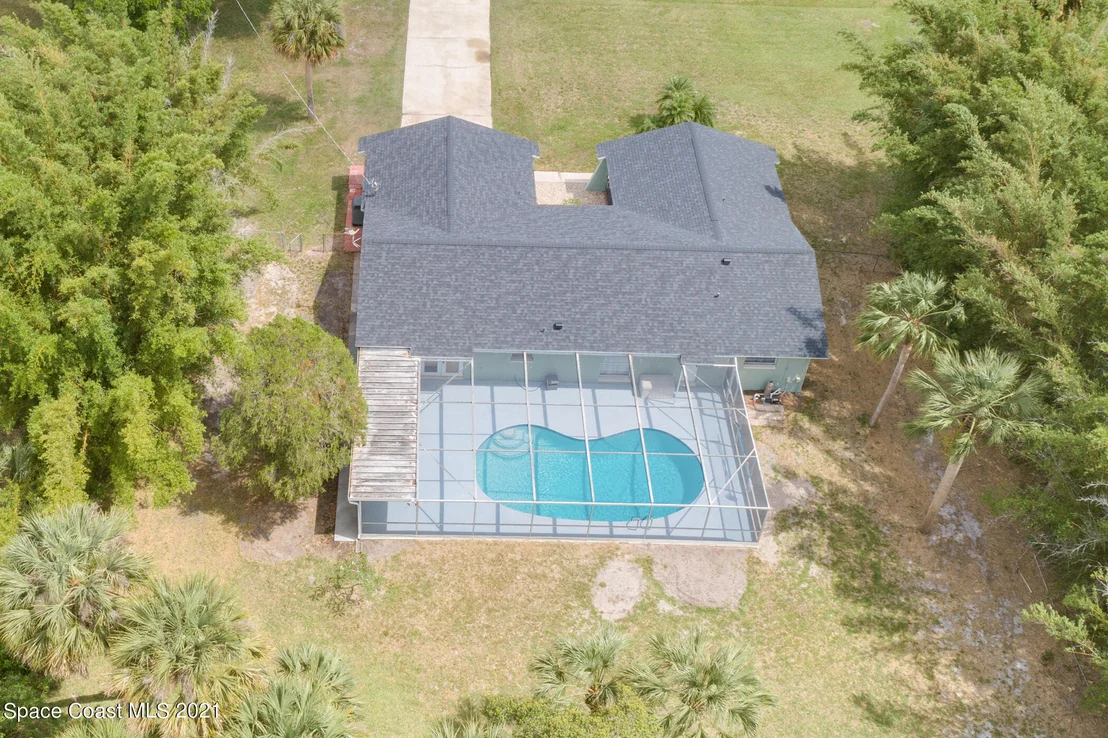 Photo of 1980 Michels Drive NE
