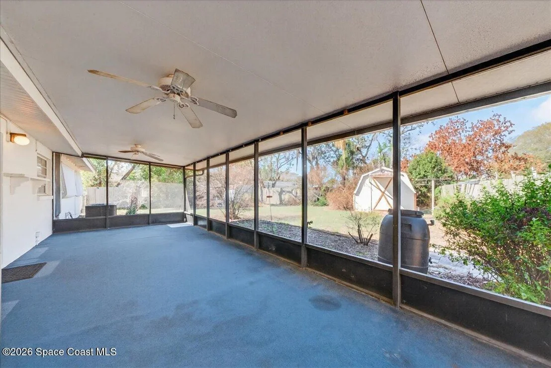 Photo of 702 Carmen Drive